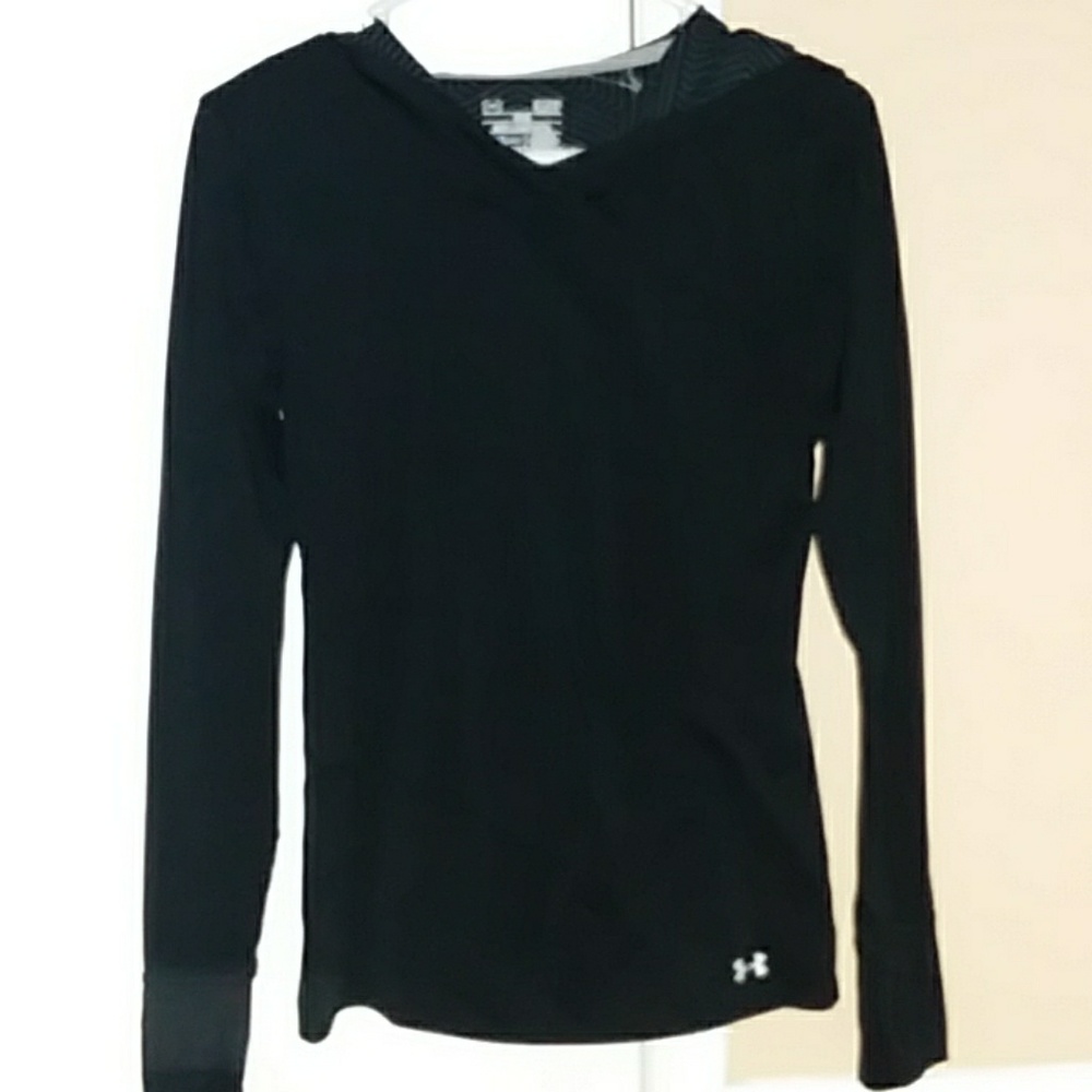 Black Under Armour fitted pullover jacket
